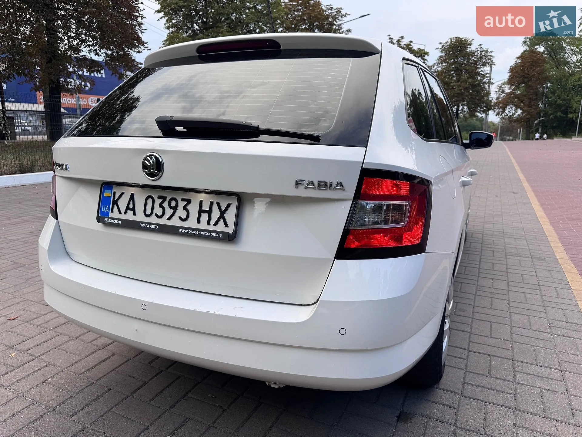 2015 Skoda Fabia - мініатюра 8