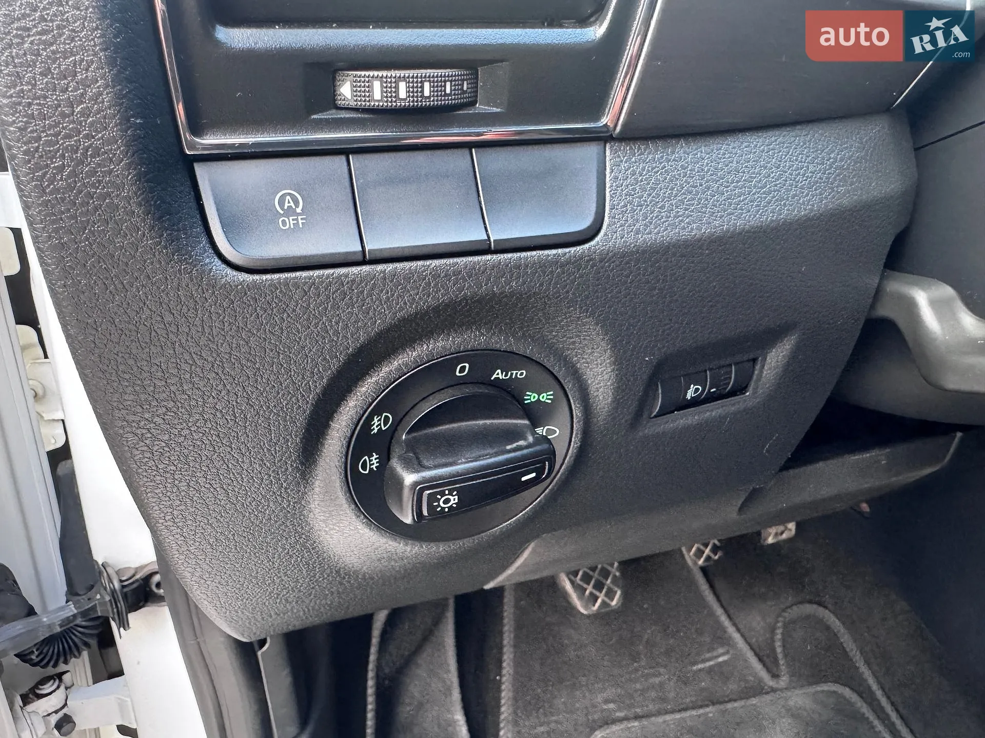 2015 Skoda Fabia - мініатюра 16