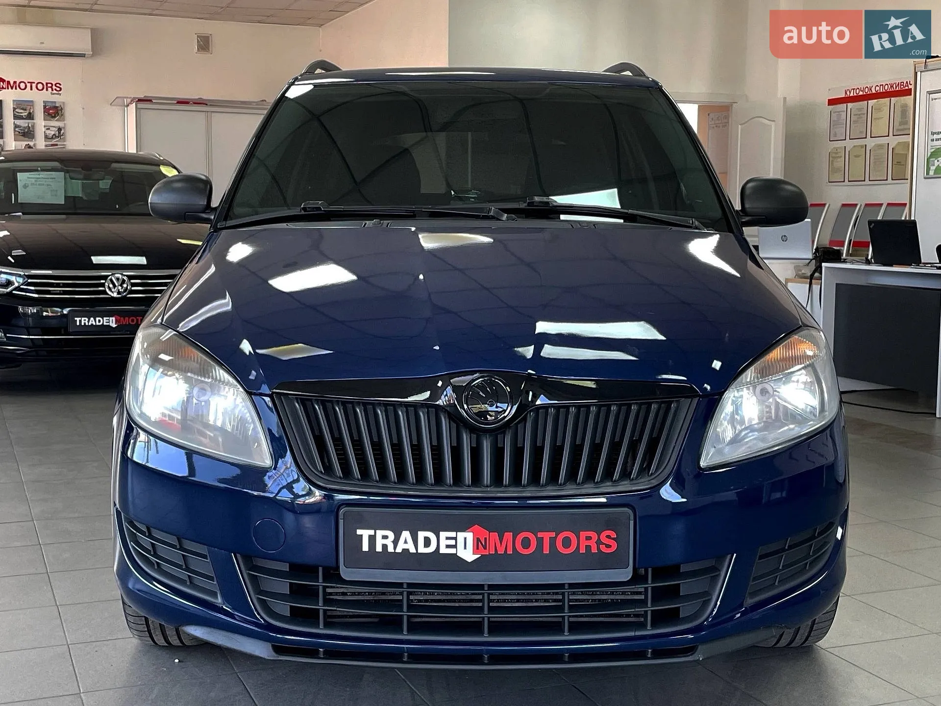 2011 Skoda Fabia - мініатюра 3