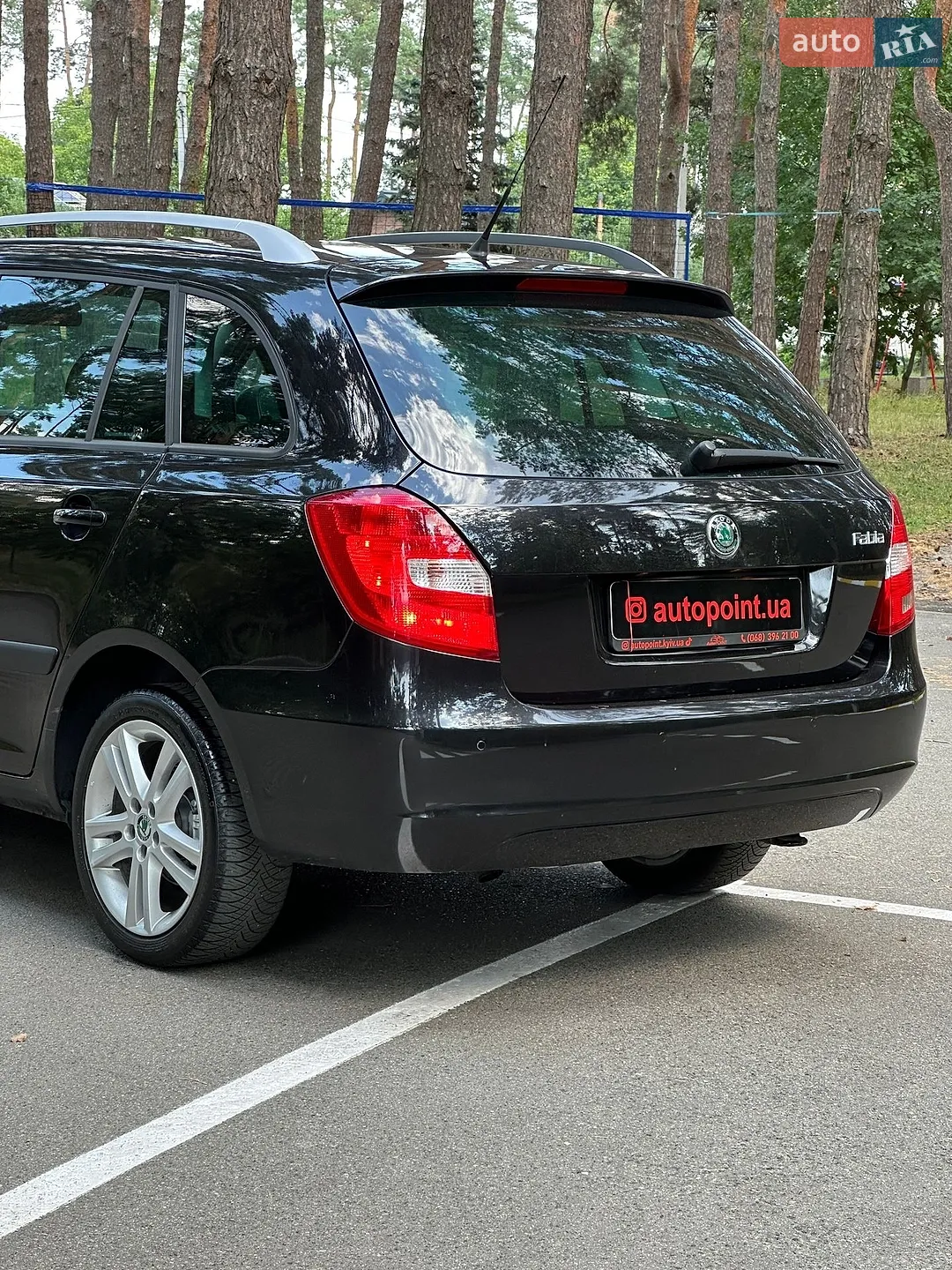 2010 Skoda Fabia - мініатюра 15