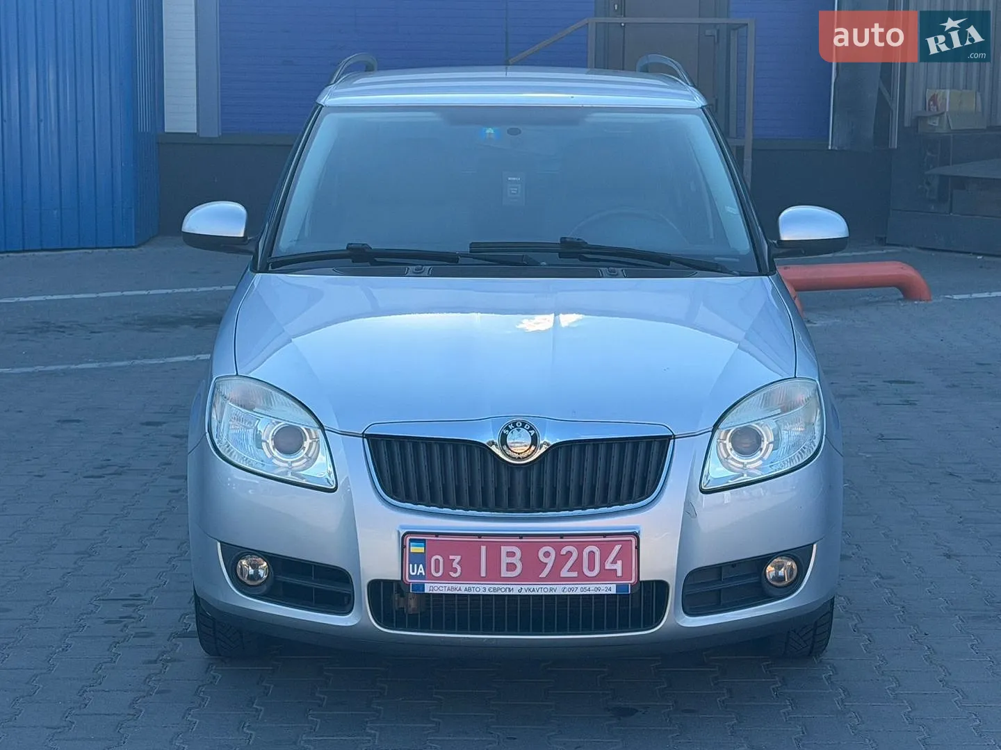 2010 Skoda Fabia - мініатюра 2