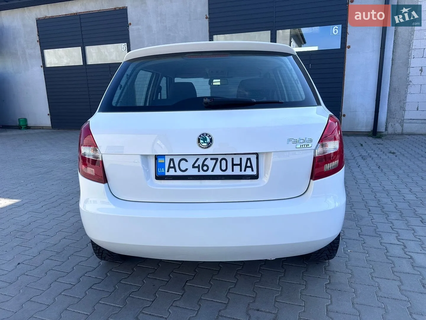 2010 Skoda Fabia - мініатюра 5