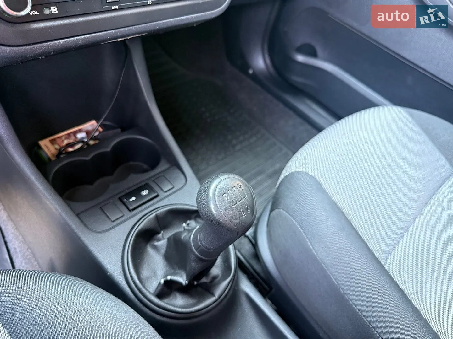 2012 Skoda Fabia - мініатюра 17