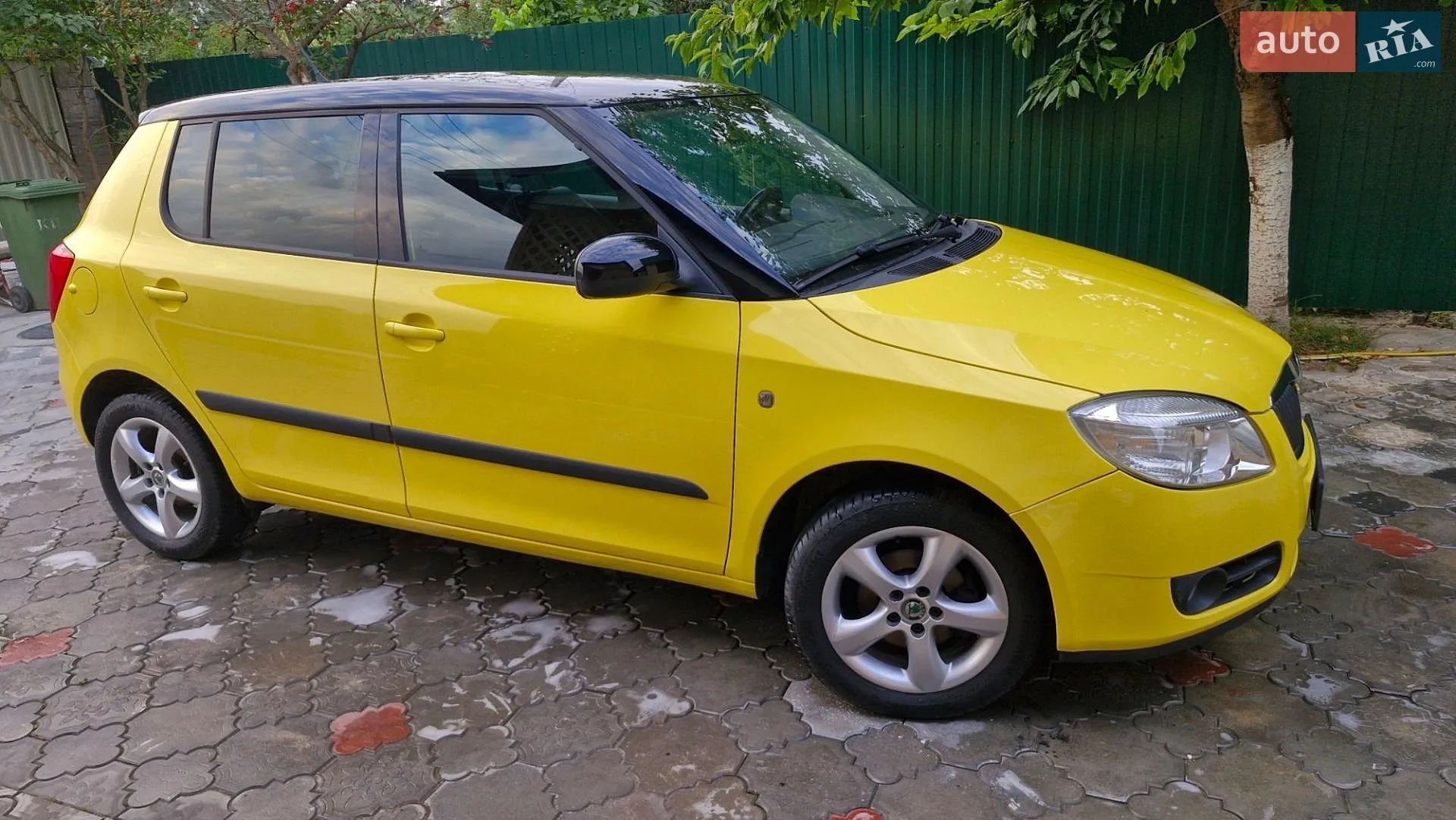 2010 Skoda Fabia - мініатюра 3