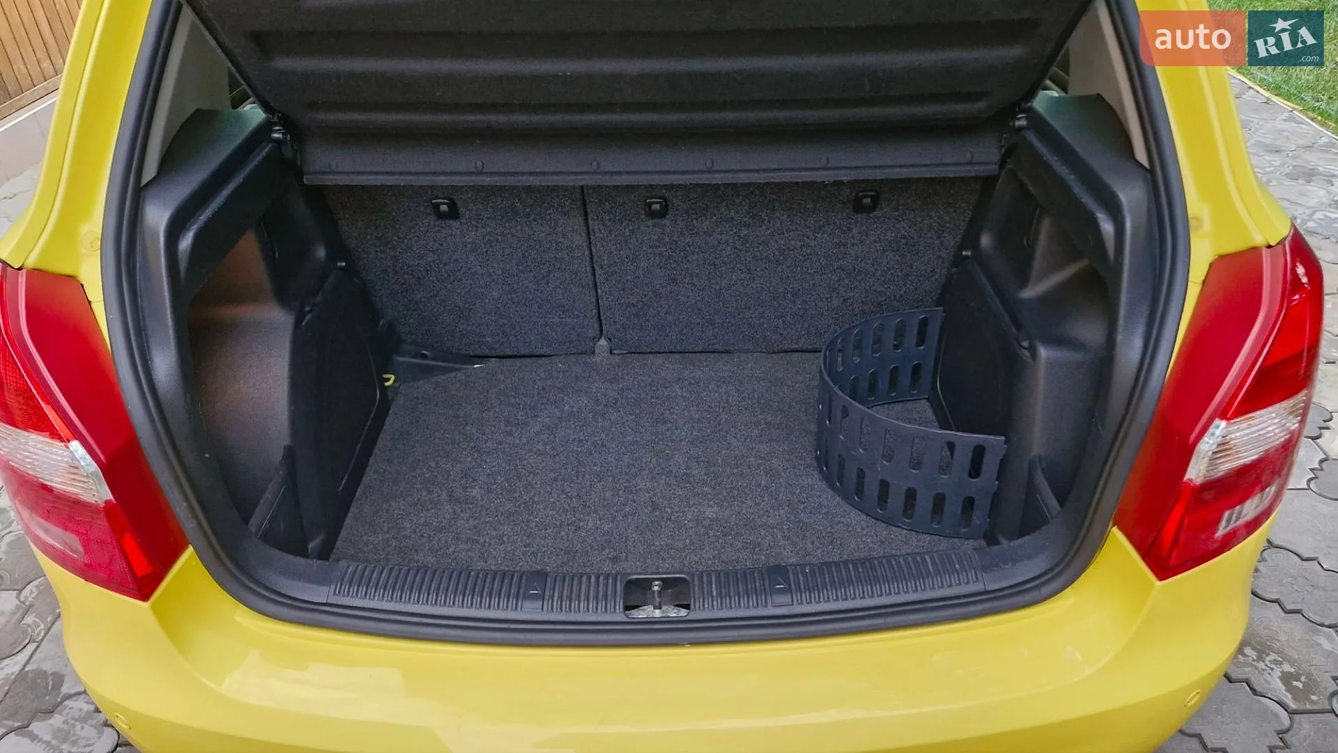 2010 Skoda Fabia - мініатюра 17