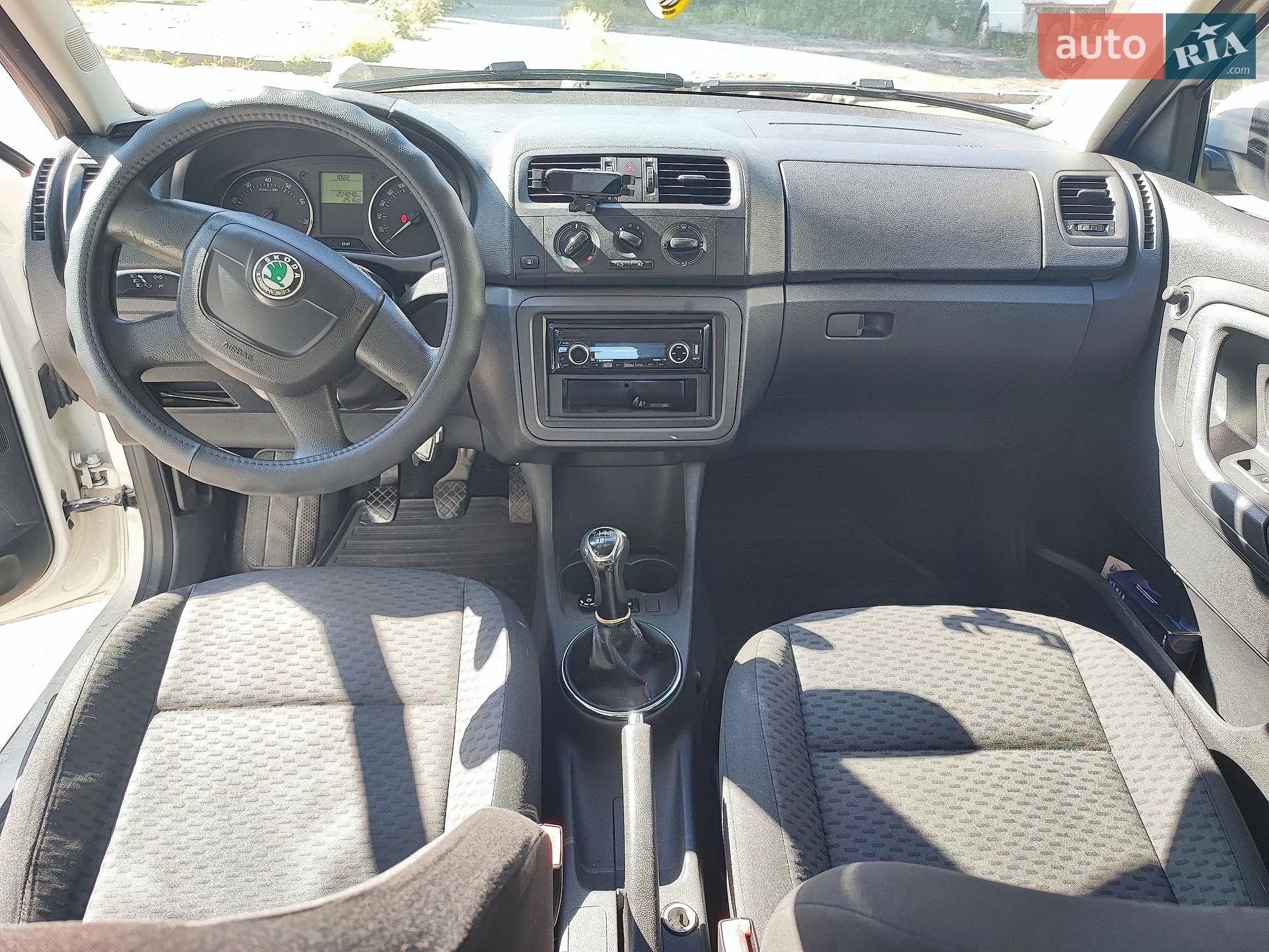 2011 Skoda Fabia - мініатюра 9