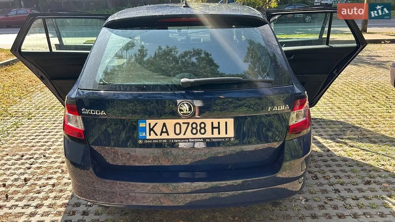 2017 Skoda Fabia - мініатюра 8