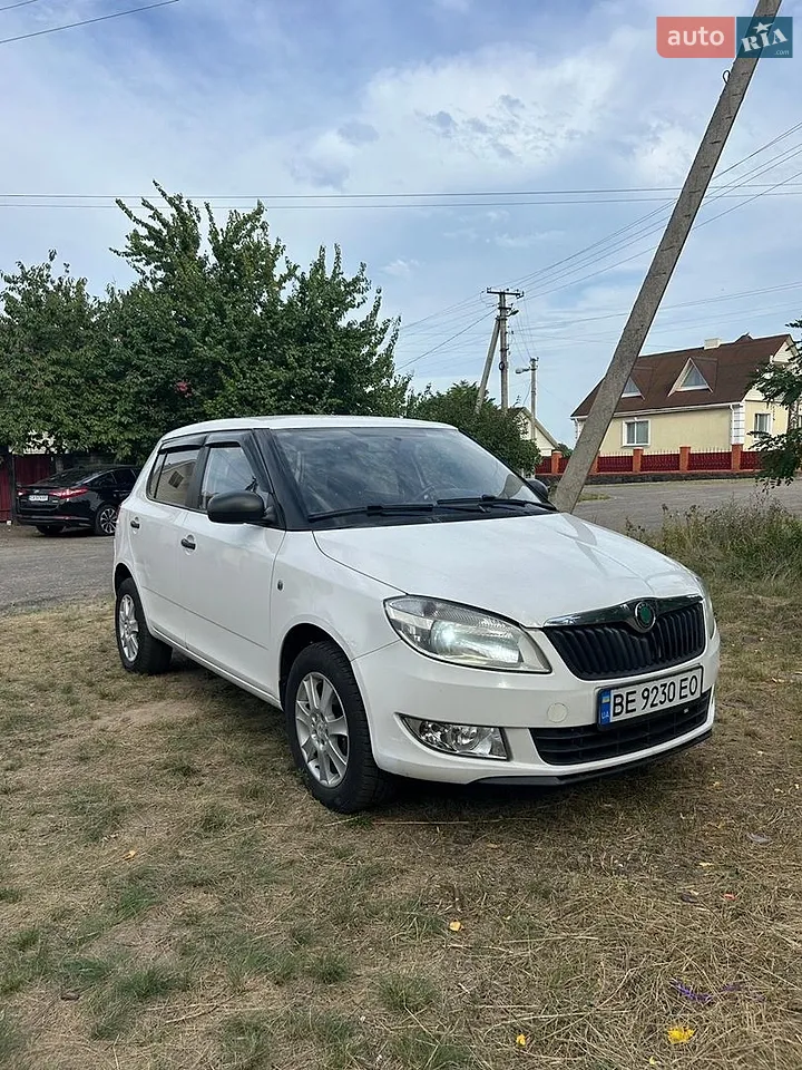 2011 Skoda Fabia - мініатюра 17