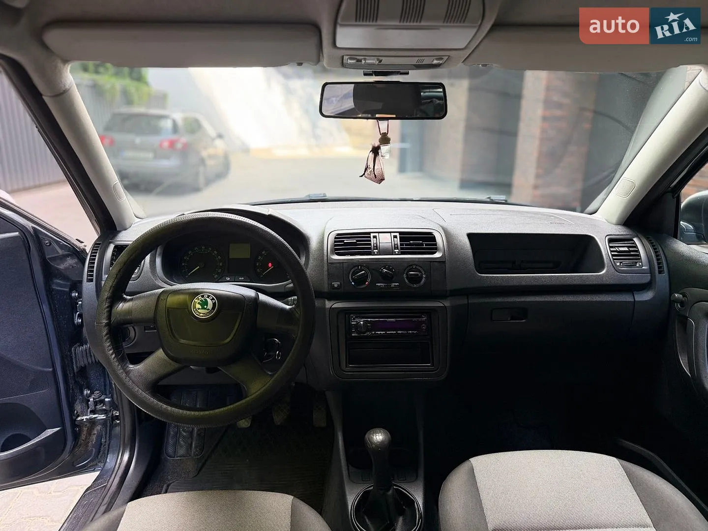 2011 Skoda Fabia - мініатюра 21