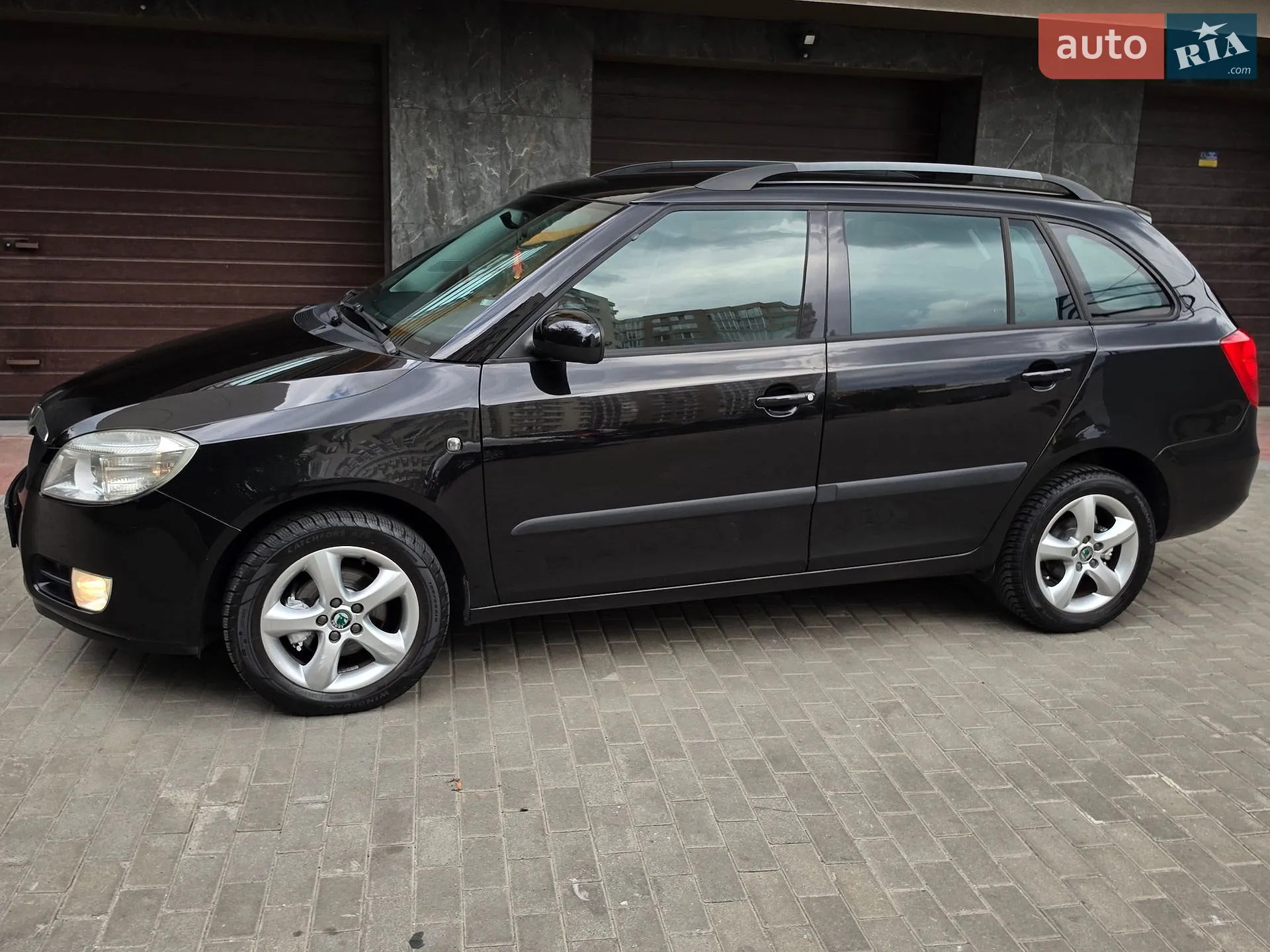 2011 Skoda Fabia - мініатюра 5