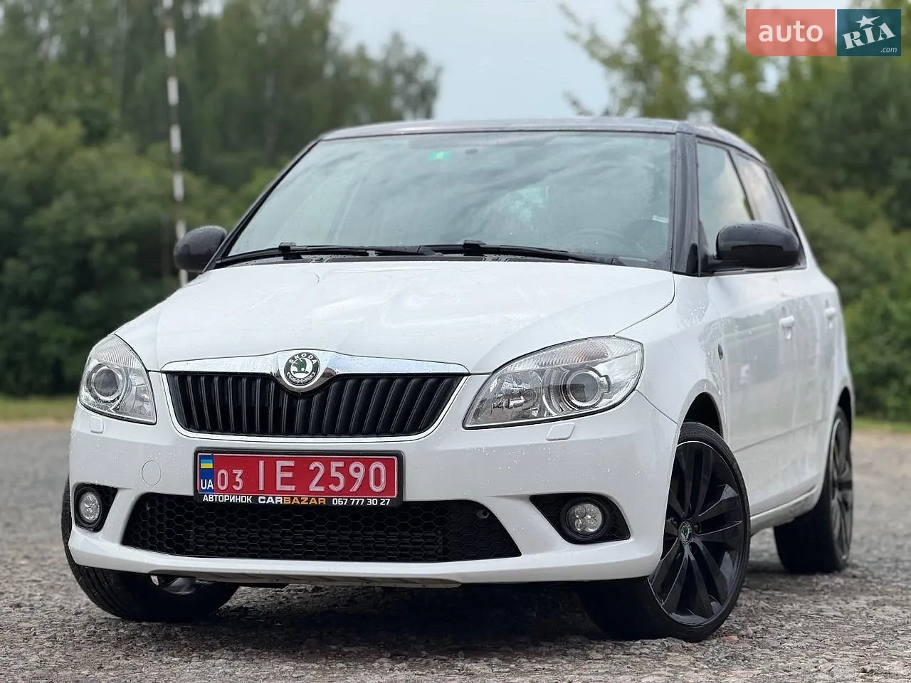 2011 Skoda Fabia - мініатюра 3