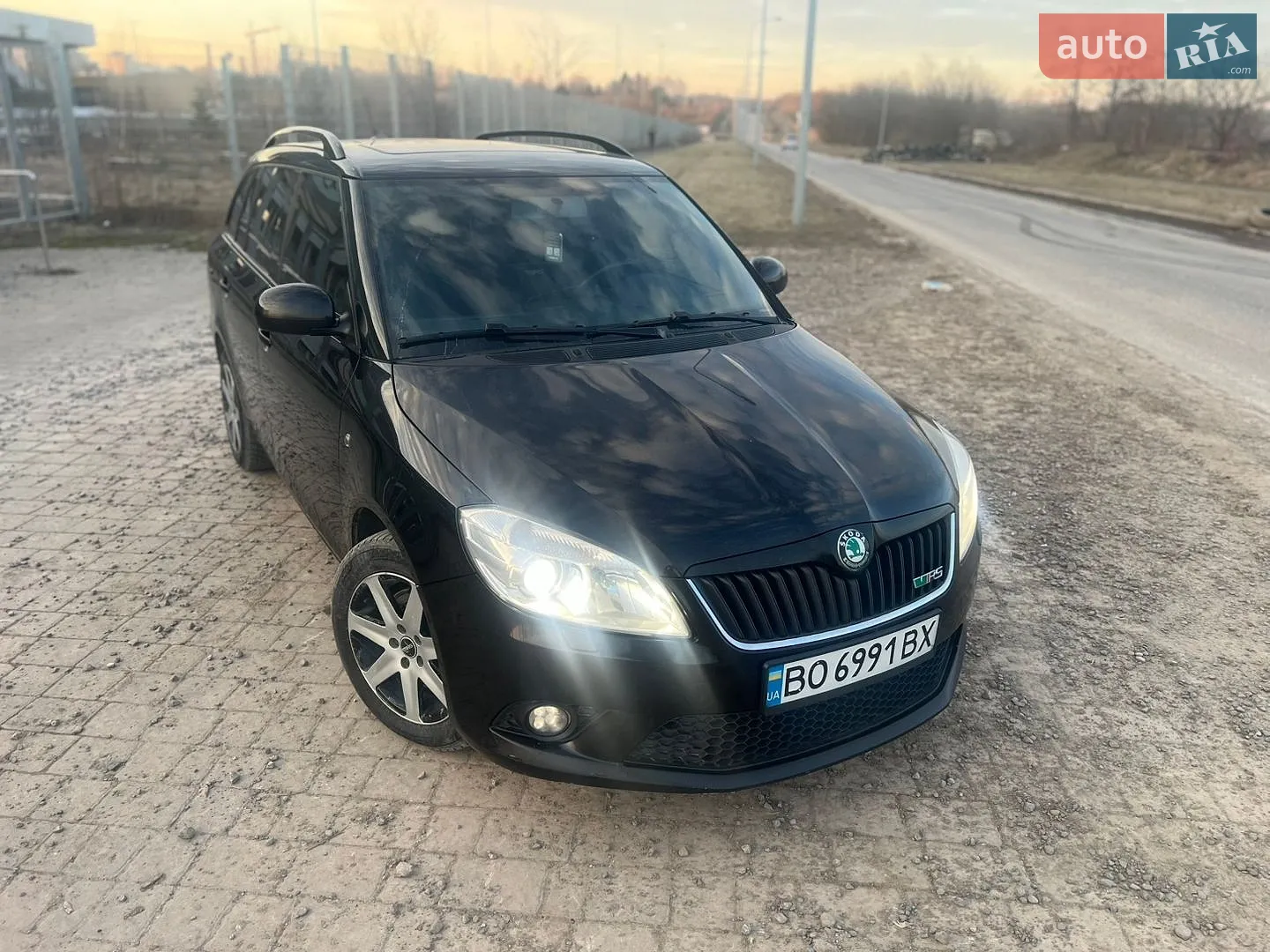 2011 Skoda Fabia - мініатюра 5