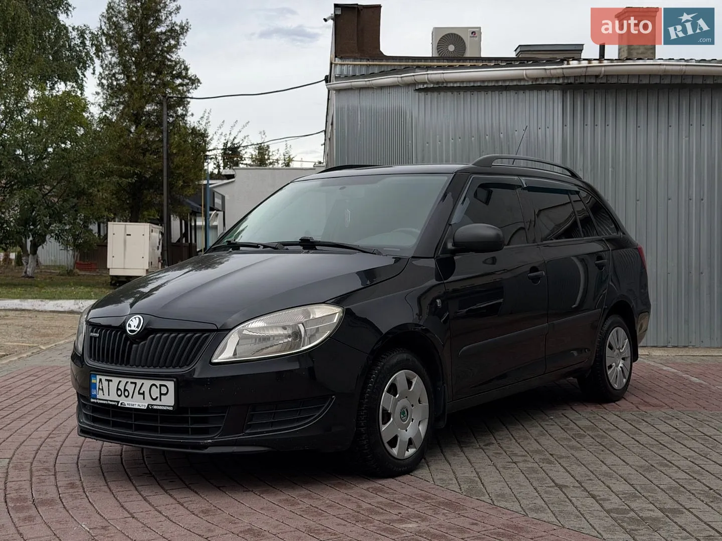 2011 Skoda Fabia - мініатюра 3
