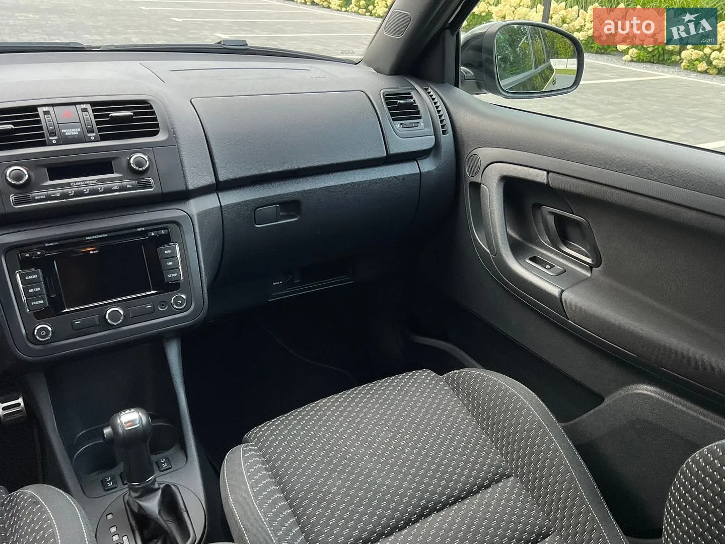 2012 Skoda Fabia - мініатюра 172