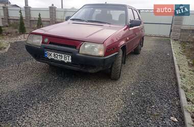 Хэтчбек Skoda Favorit 1991 в 