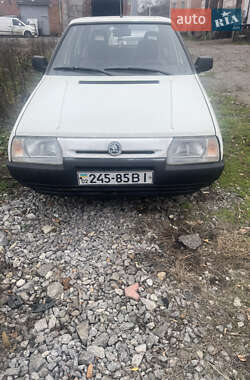 Хэтчбек Skoda Favorit 1990 в Виннице