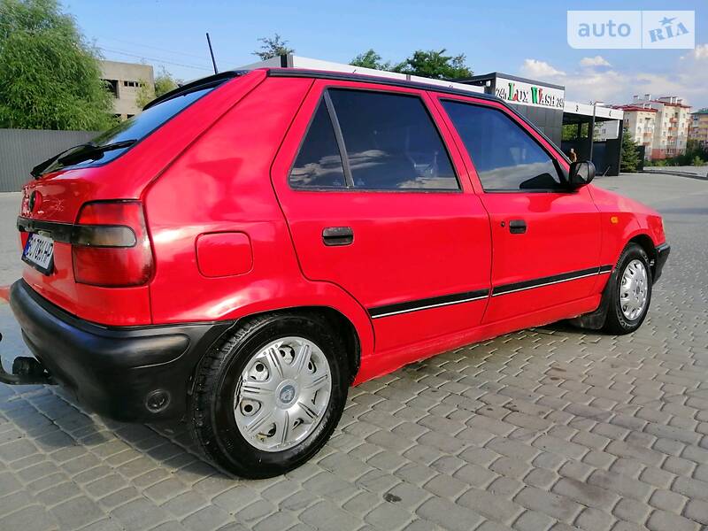 Хэтчбек Skoda Felicia 1997 в Львове