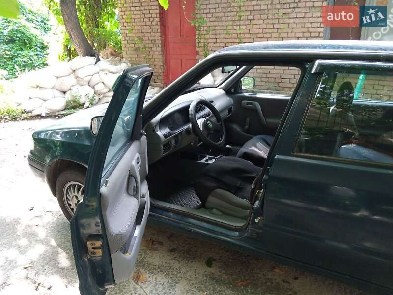 Хетчбек Skoda Felicia 1999 в Києві