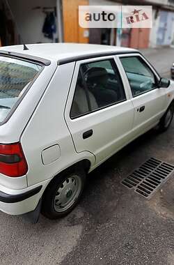 Хэтчбек Skoda Felicia 2000 в Киеве