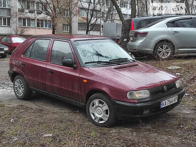 Хетчбек Skoda Felicia 1998 в Києві