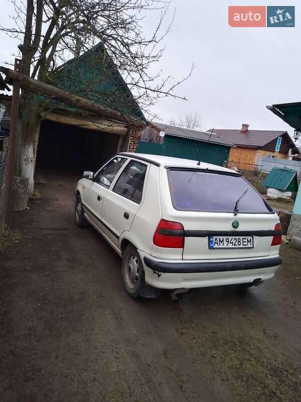 Хетчбек Skoda Felicia 1996 в Рокитному