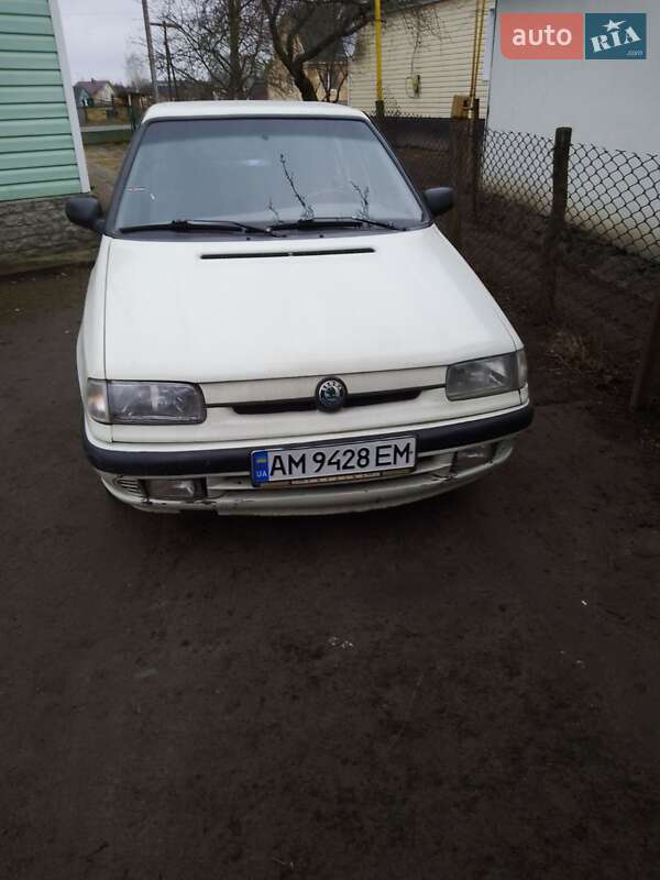 Хетчбек Skoda Felicia 1996 в Рокитному