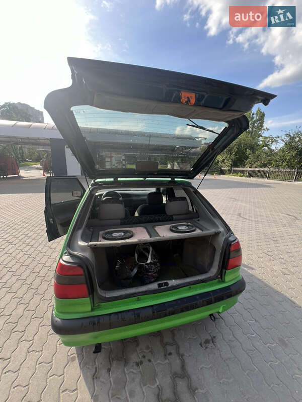 Хэтчбек Skoda Felicia 1999 в Львове