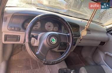 Хетчбек Skoda Felicia 2000 в Житомирі