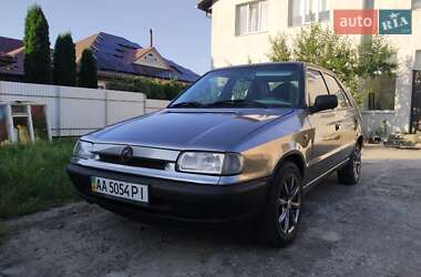 Хэтчбек Skoda Felicia 1998 в 