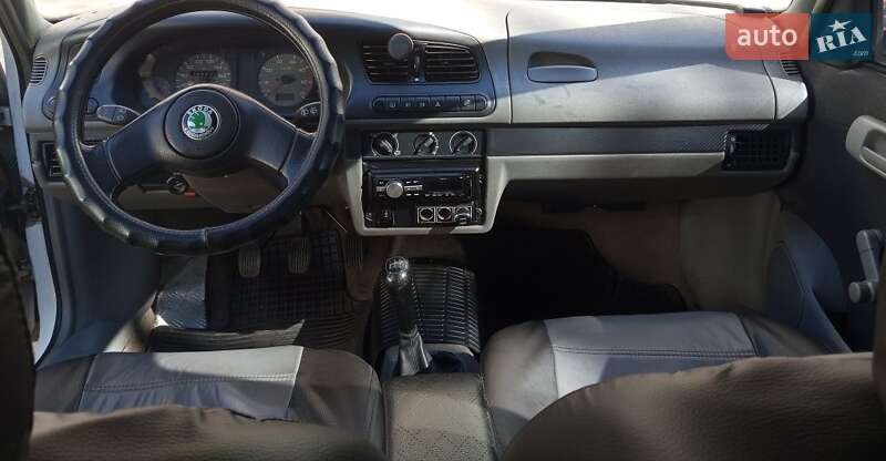 Хетчбек Skoda Felicia 1998 в Києві
