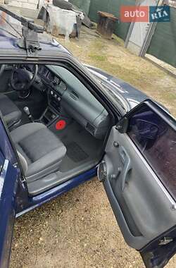 Хэтчбек Skoda Felicia 1996 в 