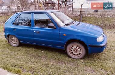 Хэтчбек Skoda Felicia 2000 в 