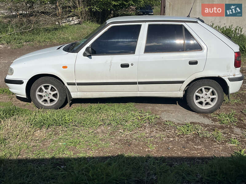 Хетчбек Skoda Felicia 1998 в Дніпрі фото 3 Хетчбек Skoda Felicia 1998 в Дніпрі