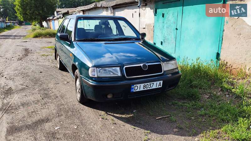 Хетчбек Skoda Felicia 2000 в 