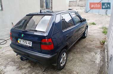 Хэтчбек Skoda Felicia 1996 в 
