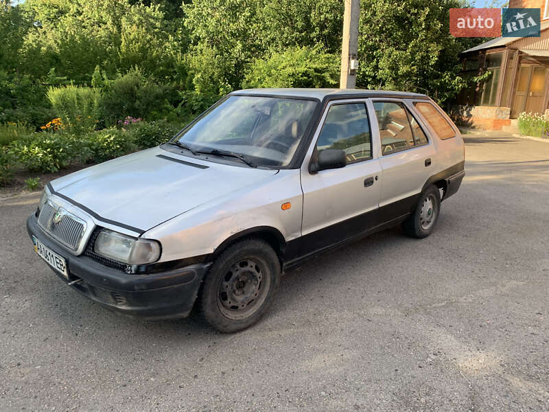 Универсал Skoda Felicia 1998 в Ромнах