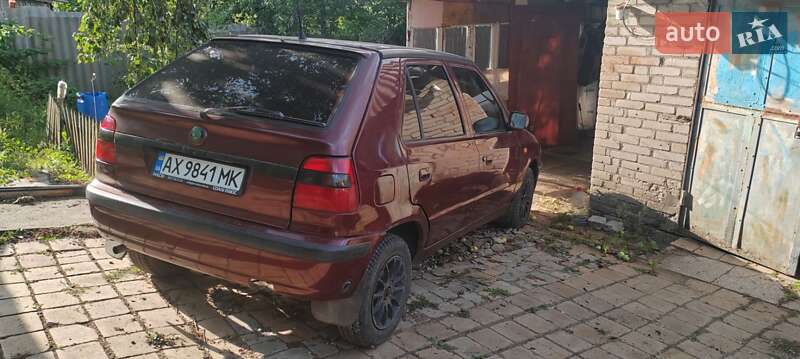 Хетчбек Skoda Felicia 1998 в Харкові