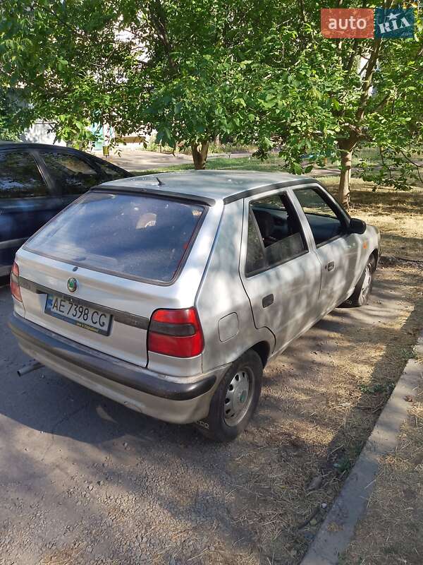 Хэтчбек Skoda Felicia 1997 в Днепре