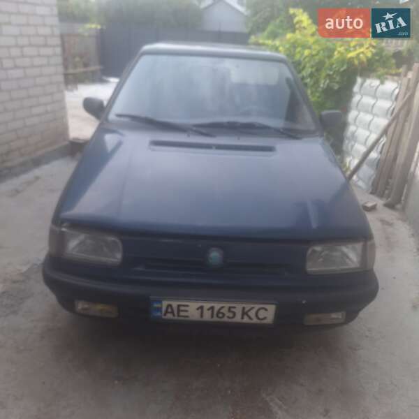 Универсал Skoda Felicia 1996 в  фото Универсал Skoda Felicia 1996 в