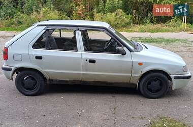 Хэтчбек Skoda Felicia 1998 в  фото 6 Хэтчбек Skoda Felicia 1998 в