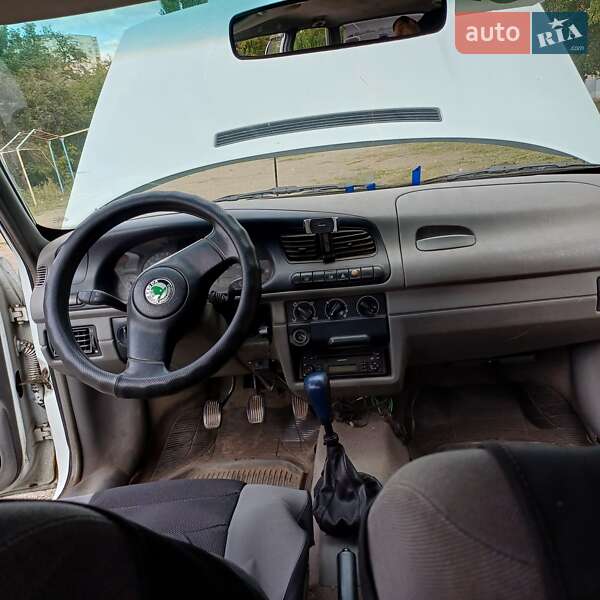 Хетчбек Skoda Felicia 1998 в Харкові