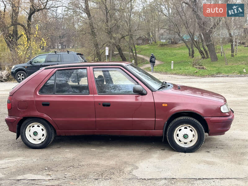 Хетчбек Skoda Felicia 1997 в Києві