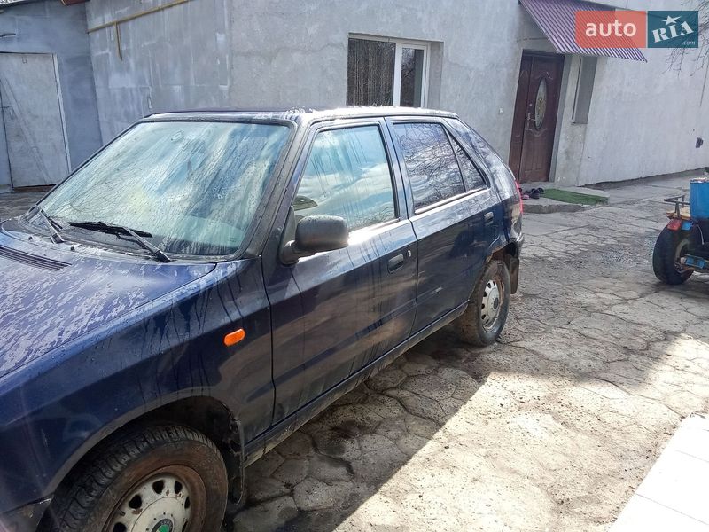 Хэтчбек Skoda Felicia 1999 в Буске
