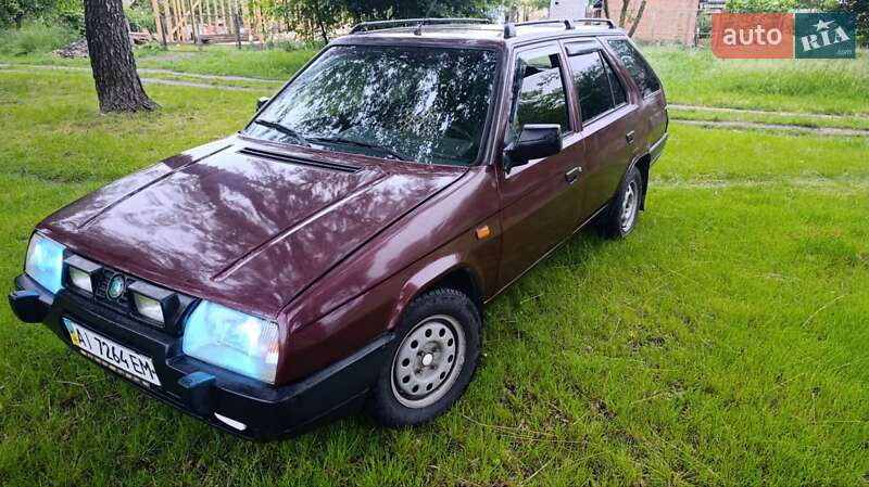 Универсал Skoda Forman 1994 в 