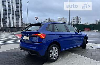 Внедорожник / Кроссовер Skoda Kamiq 2021 в 