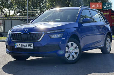 Внедорожник / Кроссовер Skoda Kamiq 2021 в Киеве