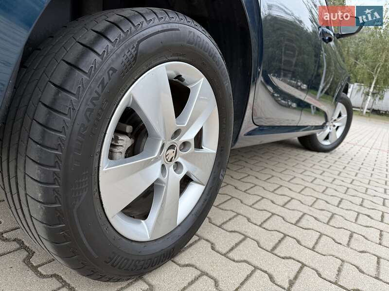 Позашляховик / Кросовер Skoda Kamiq 2021 в Києві