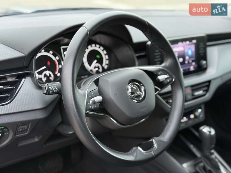 Позашляховик / Кросовер Skoda Kamiq 2021 в Києві