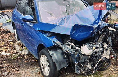 Внедорожник / Кроссовер Skoda Kamiq 2023 в Киеве