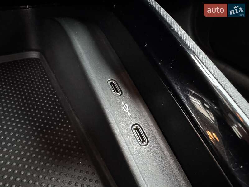 Внедорожник / Кроссовер Skoda Kamiq 2022 в Киеве